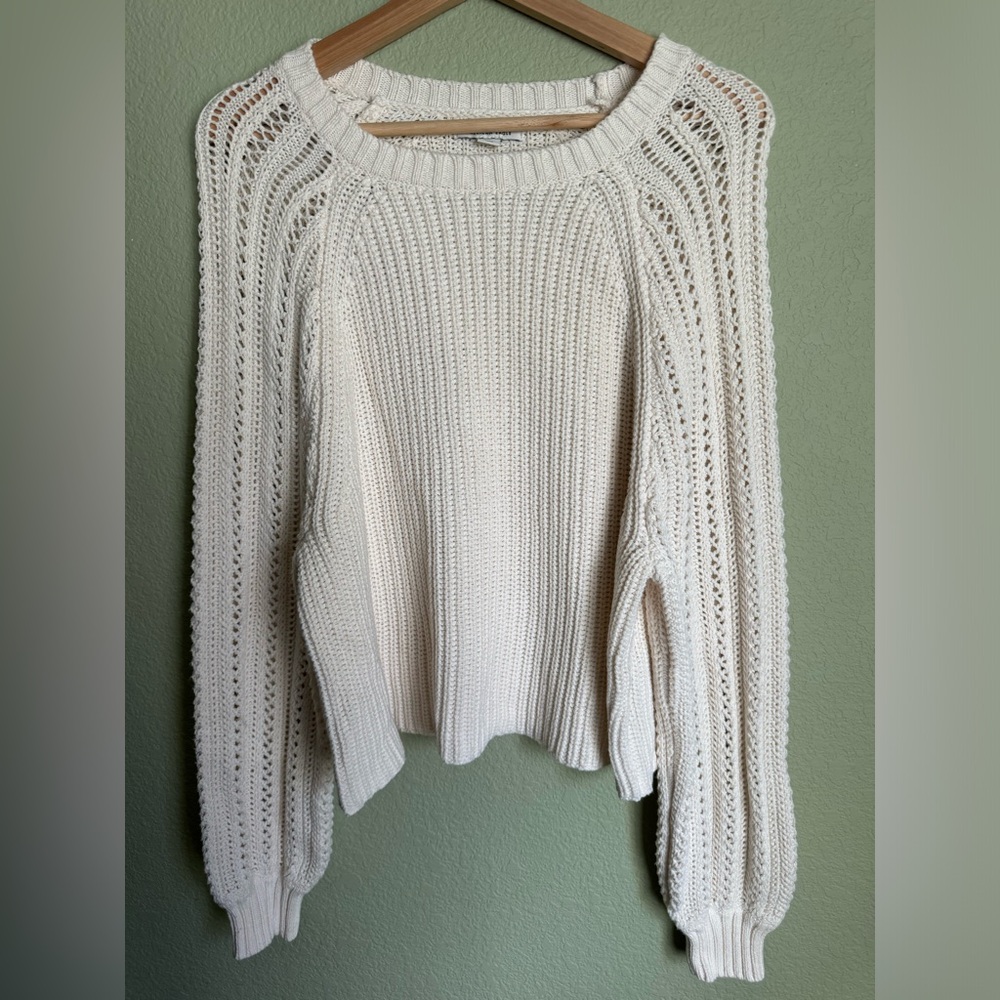 CREAM SWEATER